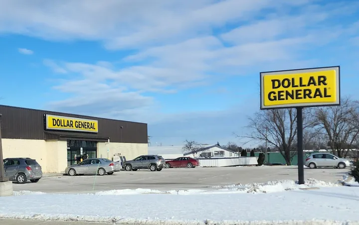 Dollar general store union Grove wi