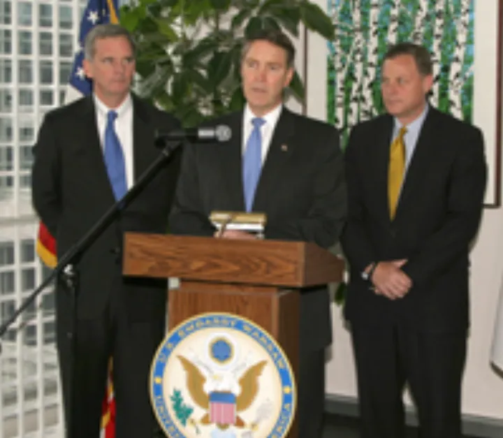 Senate Majority Leader Bill Frist Leads Delegation To Warsaw 1