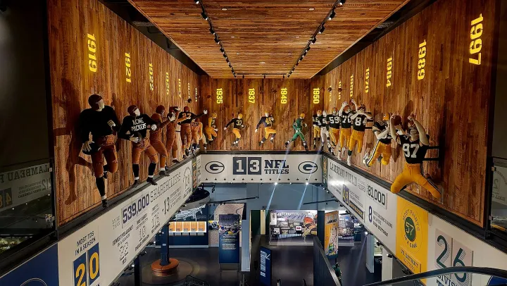 Packers HoF rotunda