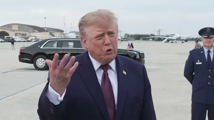 WATCH: Trump calls for Peltola to drop out after report her campaign helped recruit 2nd Dan Sullivan