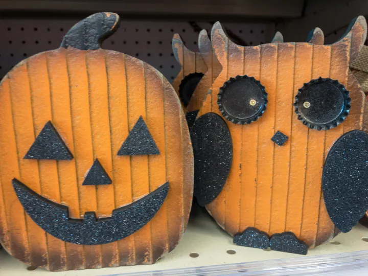 020230930 Halloween decorations in Poland, 2023