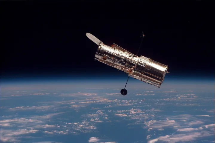 27946391011 d40ff10573 h, NASA