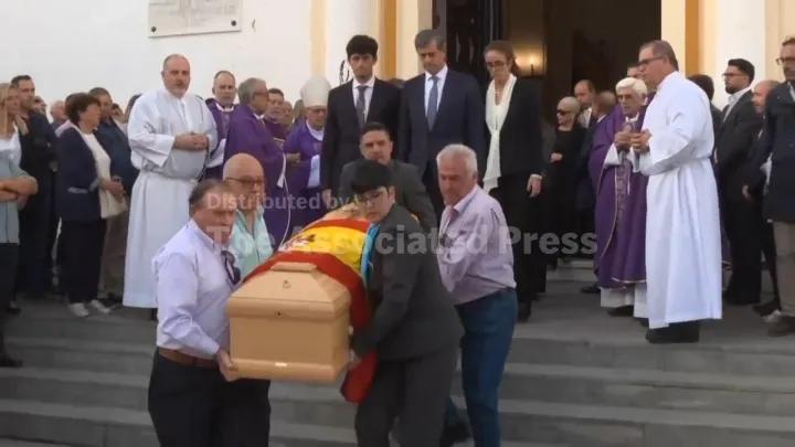 Deadly Spain high-speed train crash occurred after "inexplicable" controller decision, official says